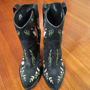 ASH floral embroidered black suede boot.